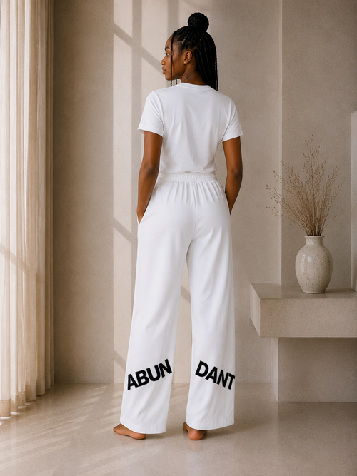 Abundant Lounge Set
